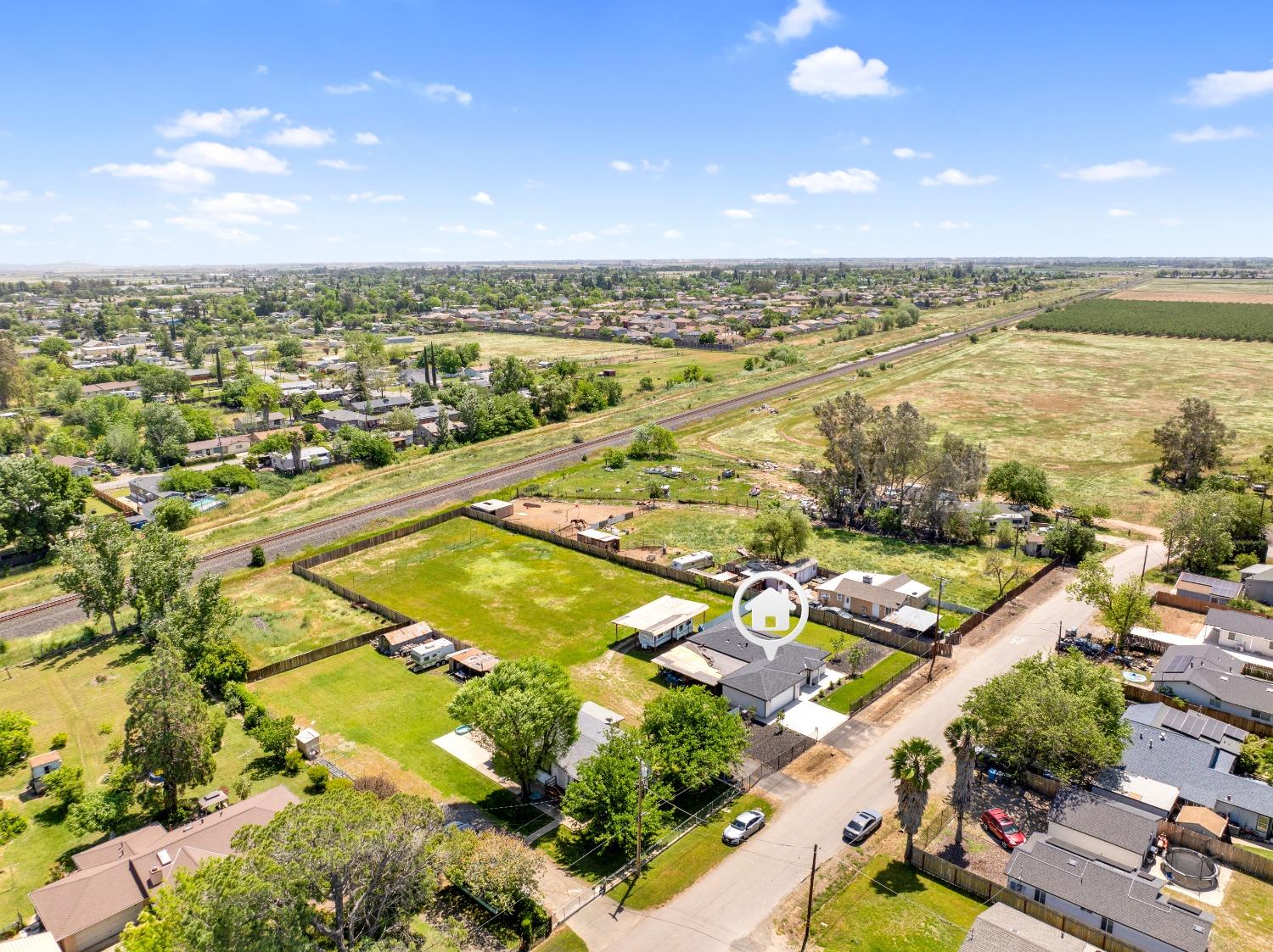 Detail Gallery Image 6 of 27 For 4673 Pacific Ave, Olivehurst,  CA 95961 - 4 Beds | 2 Baths