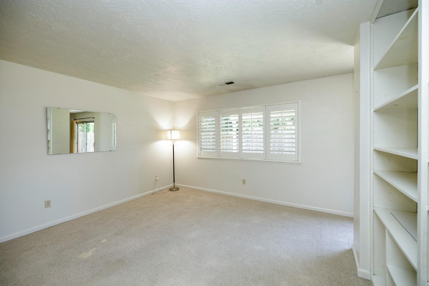 Detail Gallery Image 12 of 51 For 1520 Staci Ln, Modesto,  CA 95355 - 3 Beds | 2 Baths