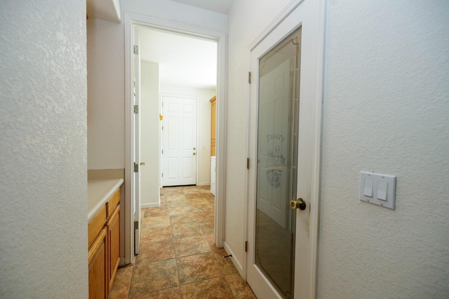 Detail Gallery Image 37 of 74 For 10012 Country Oak Ct, Oakdale,  CA 95361 - 3 Beds | 3/1 Baths