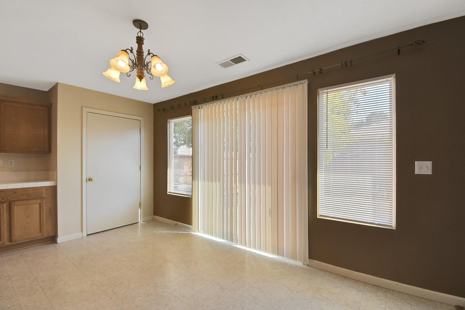 Detail Gallery Image 24 of 37 For 1746 Brianna Ave, Olivehurst,  CA 95961 - 3 Beds | 2 Baths