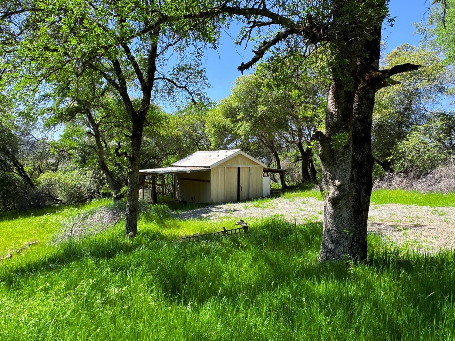 Detail Gallery Image 1 of 18 For 14900 White Antler Rd, North San Juan,  CA 95960 - – Beds | – Baths