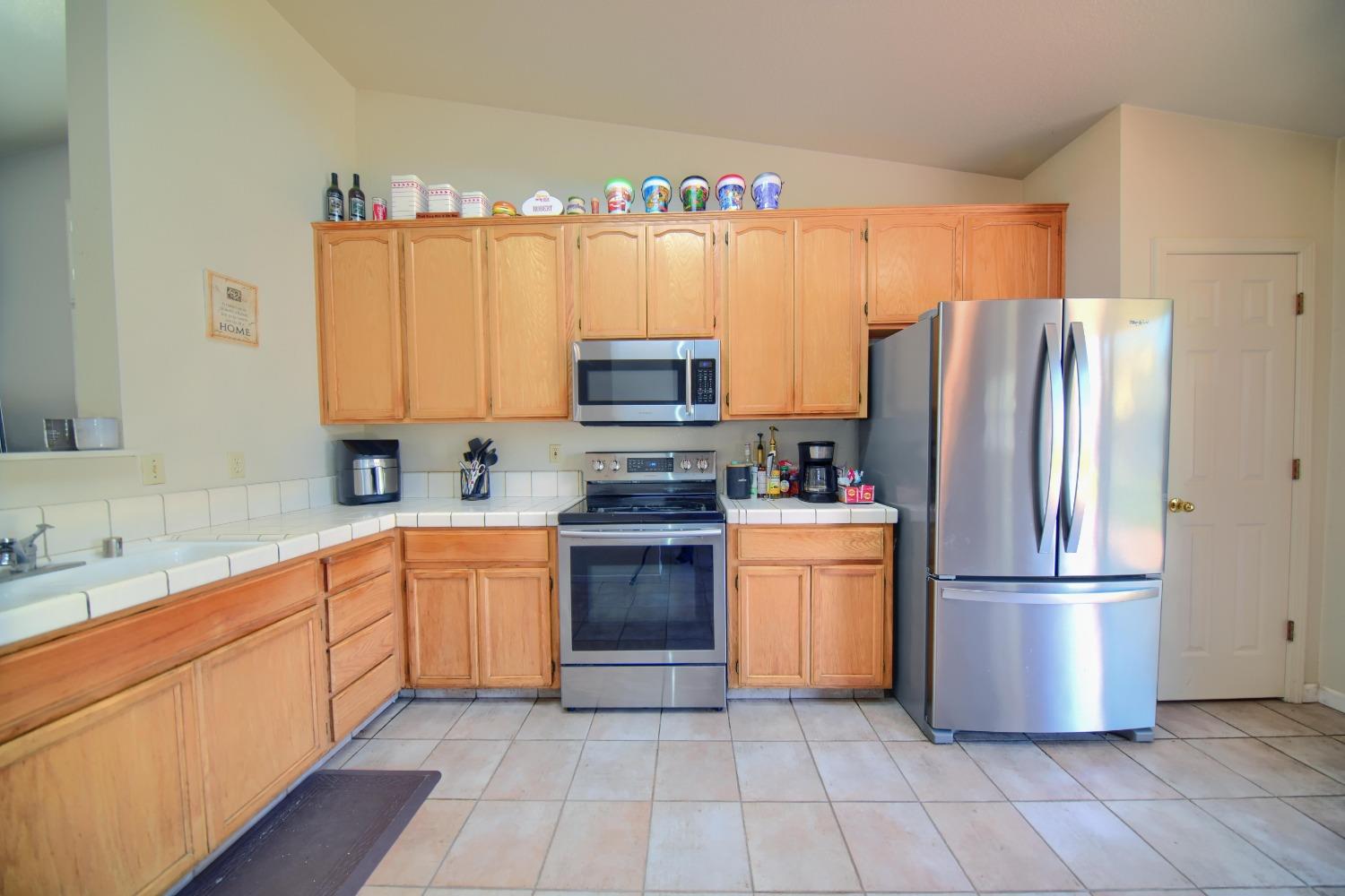 Detail Gallery Image 22 of 99 For 1193 Williams Ct, Manteca,  CA 95337 - 3 Beds | 2 Baths