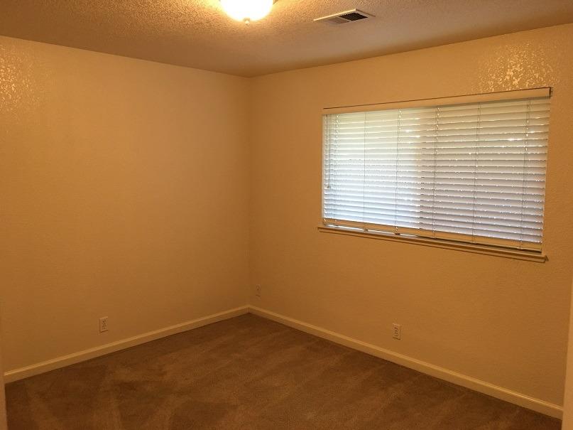 Detail Gallery Image 9 of 17 For 713 Nevada St, Manteca,  CA 95337 - 2 Beds | 1 Baths