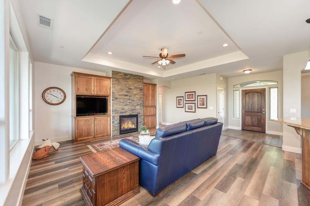 Detail Gallery Image 21 of 74 For 1487 Sean Dr, Placerville,  CA 95667 - 4 Beds | 2/1 Baths