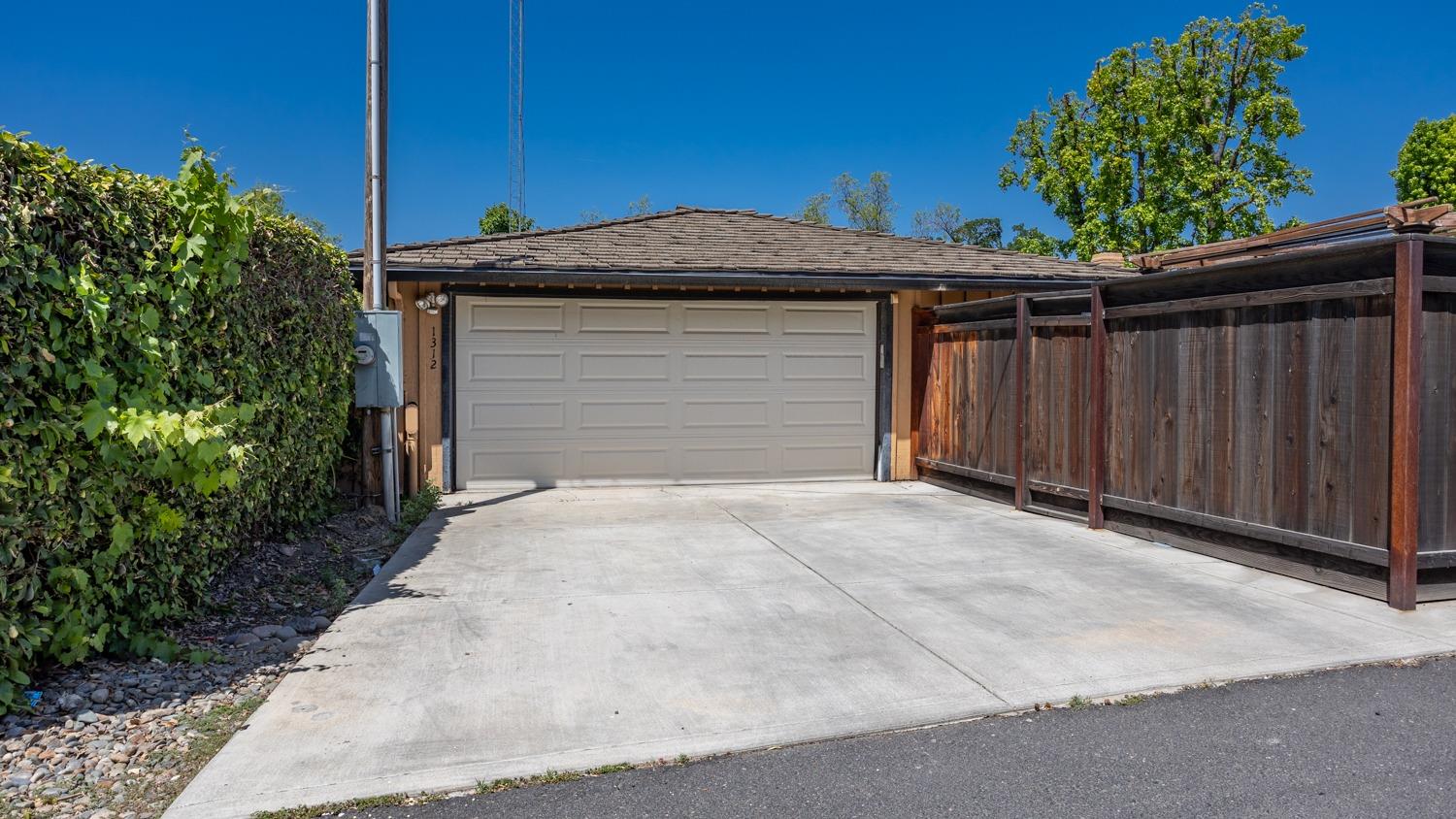 Detail Gallery Image 47 of 49 For 1312 Edgebrook Dr, Modesto,  CA 95354 - 3 Beds | 2/1 Baths