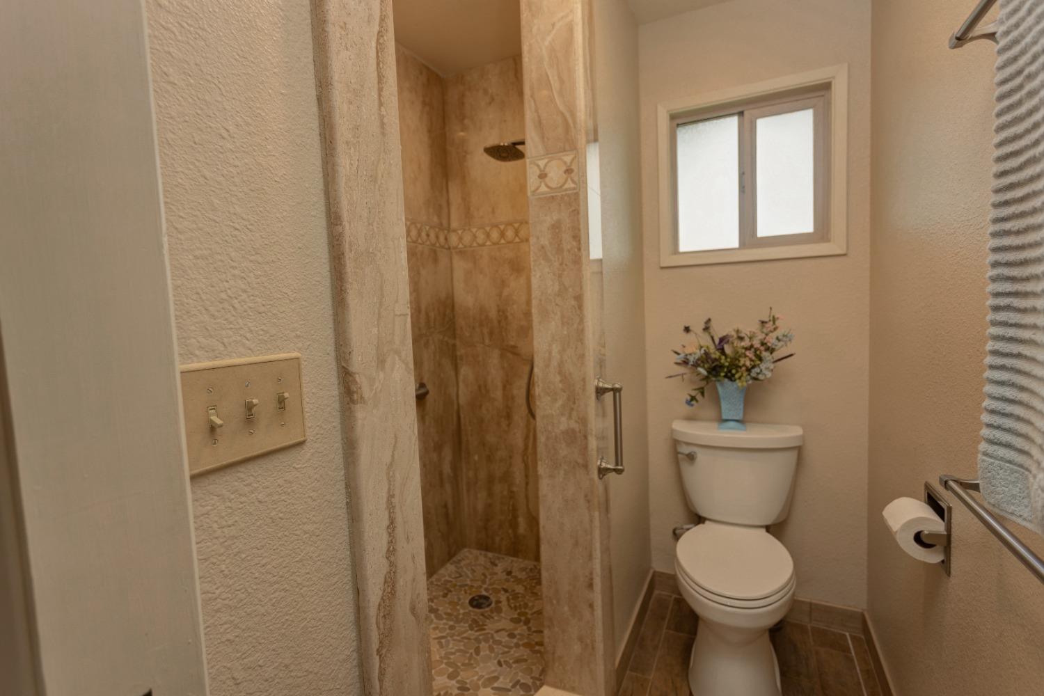 Detail Gallery Image 20 of 36 For 8516 Rose Ave, Atwater,  CA 95301 - 4 Beds | 2 Baths