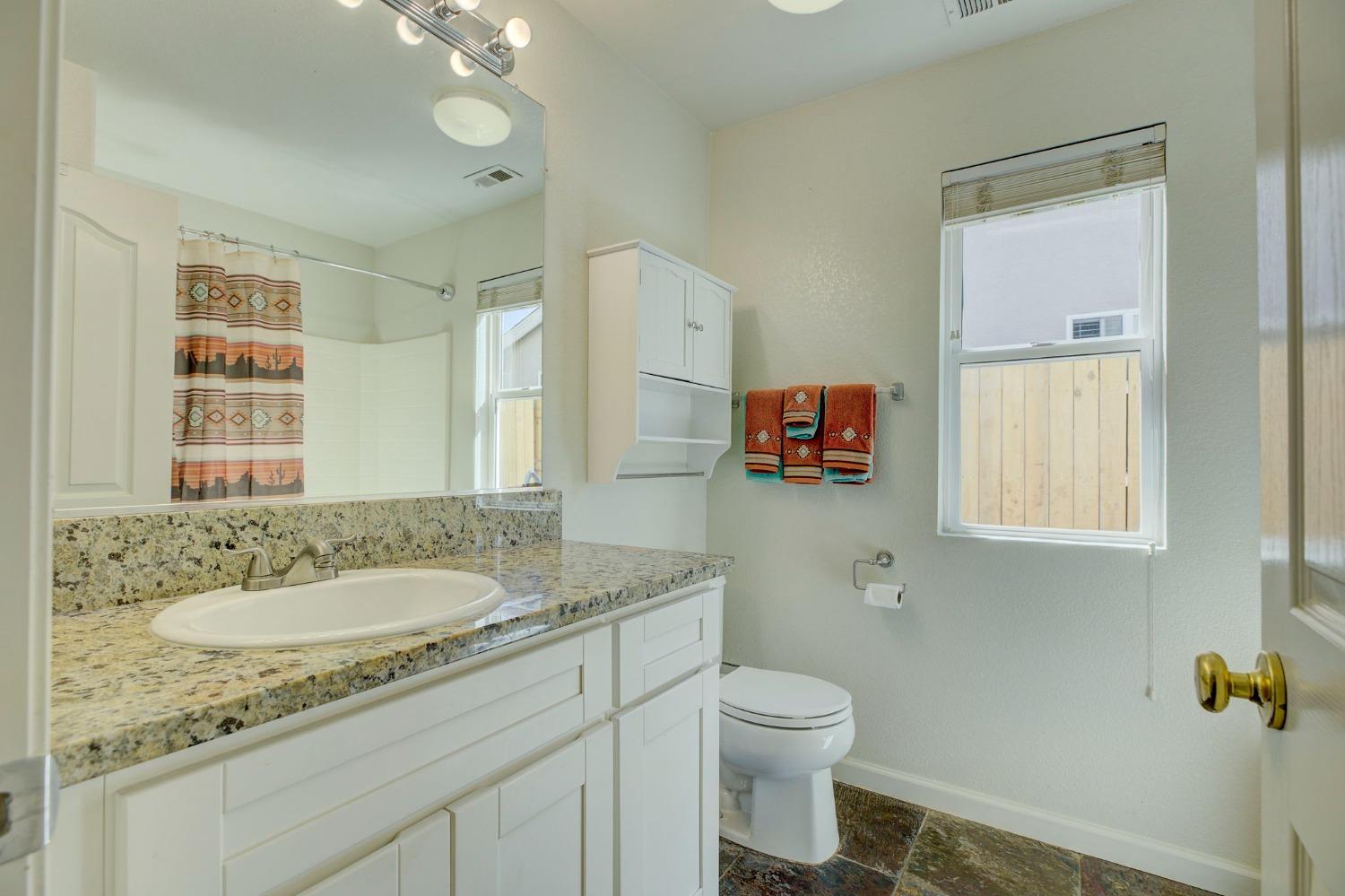 Detail Gallery Image 17 of 23 For 403 Donner Ct, Wheatland,  CA 95692 - 3 Beds | 2 Baths