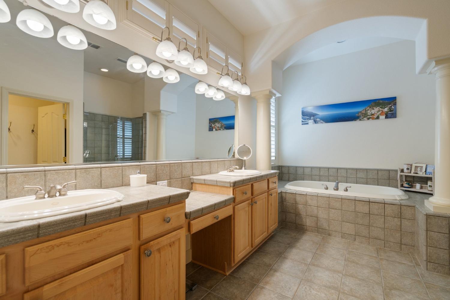 Detail Gallery Image 18 of 37 For 5016 Archcrest Way, Sacramento,  CA 95835 - 3 Beds | 2/1 Baths