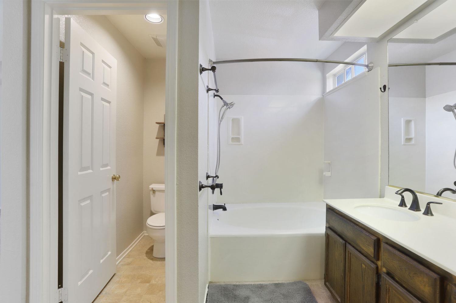 Detail Gallery Image 35 of 48 For 305 Pacheco Dr, Tracy,  CA 95376 - 4 Beds | 2/1 Baths