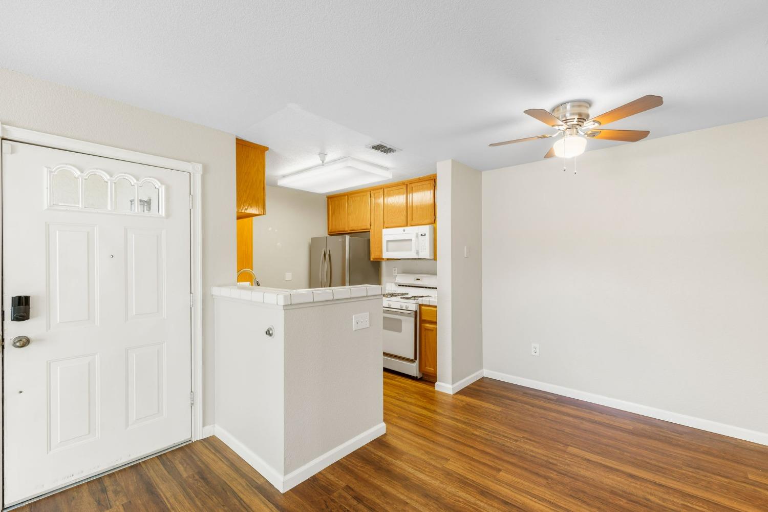 Detail Gallery Image 12 of 34 For 8020 Walerga Rd #1141,  Antelope,  CA 95843 - 2 Beds | 2 Baths