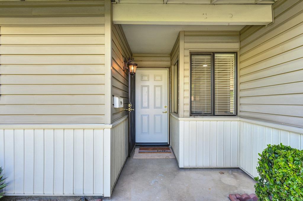 Detail Gallery Image 7 of 42 For 7501 Saybrook Dr, Citrus Heights,  CA 95621 - 3 Beds | 2 Baths