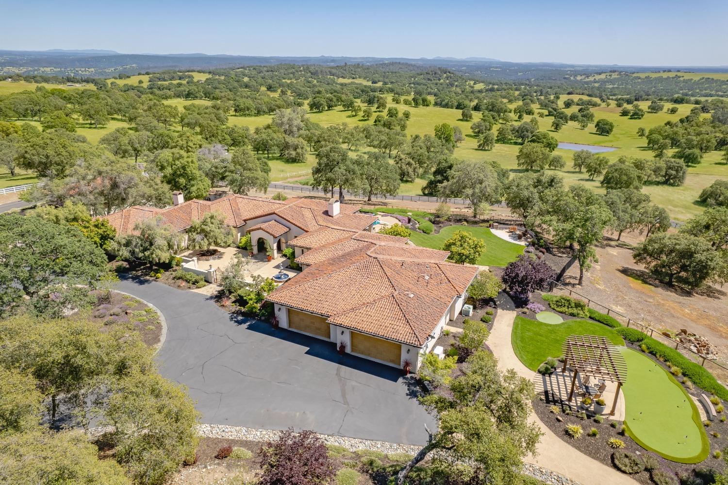 Detail Gallery Image 17 of 81 For 4331 Swift Cir, Shingle Springs,  CA 95682 - 6 Beds | 4/1 Baths