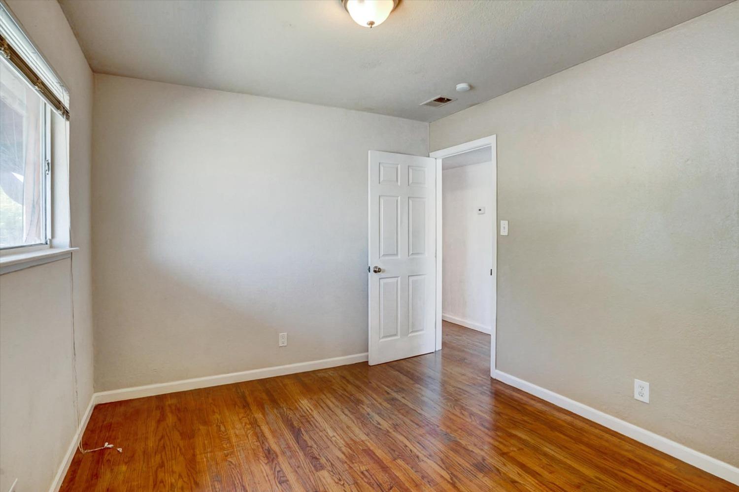 Detail Gallery Image 15 of 26 For 7533 29th St, Sacramento,  CA 95822 - 4 Beds | 2 Baths