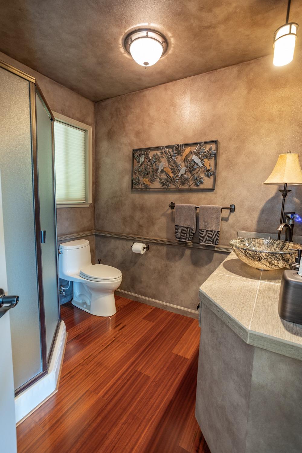 Detail Gallery Image 11 of 53 For 9961 Poppy Hills Dr, Oakdale,  CA 95361 - 3 Beds | 2/1 Baths
