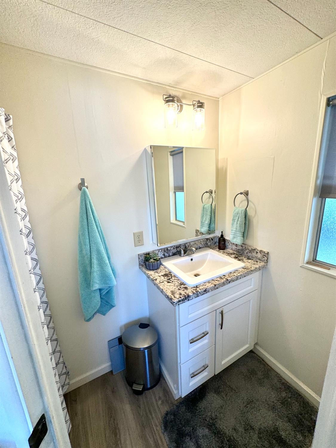 Detail Gallery Image 20 of 27 For 150 Clinton Rd 2, Jackson,  CA 95642 - 2 Beds | 2 Baths