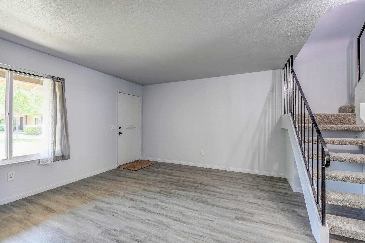 Detail Gallery Image 5 of 24 For 56 W Elliot St #58,  Woodland,  CA 95695 - 2 Beds | 1/1 Baths