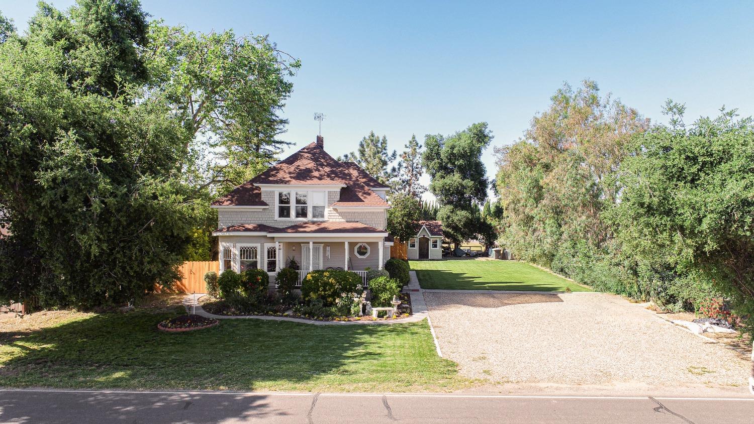 Detail Gallery Image 1 of 1 For 5909 E Armstrong Rd, Lodi,  CA 95240 - 5 Beds | 3 Baths