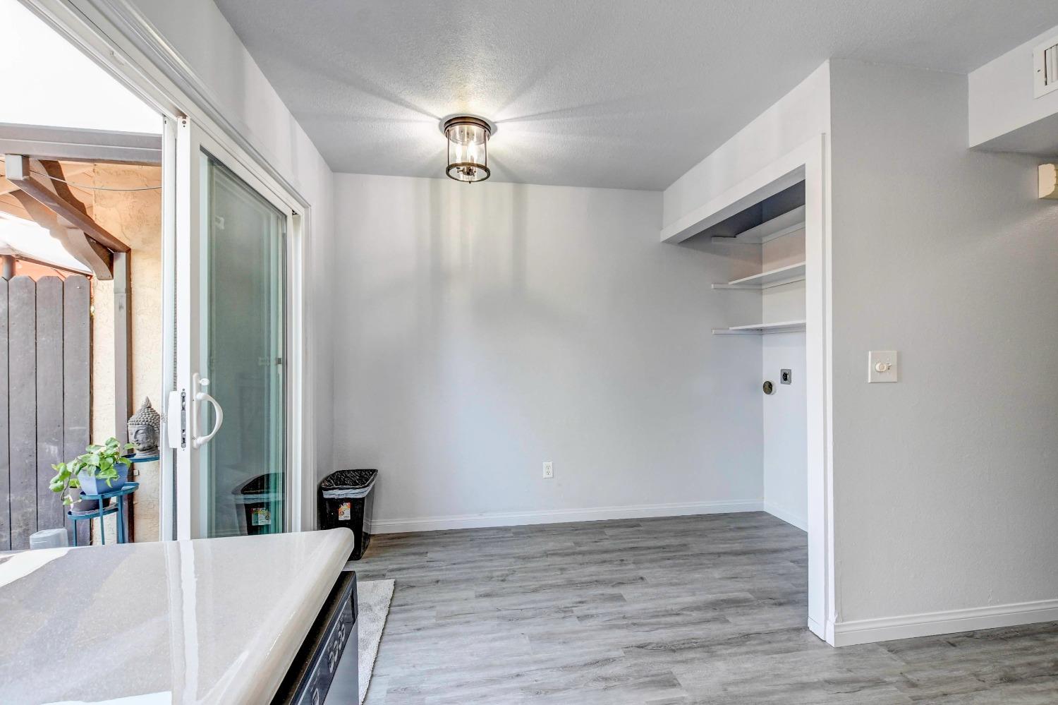 Detail Gallery Image 11 of 24 For 56 W Elliot St #58,  Woodland,  CA 95695 - 2 Beds | 1/1 Baths