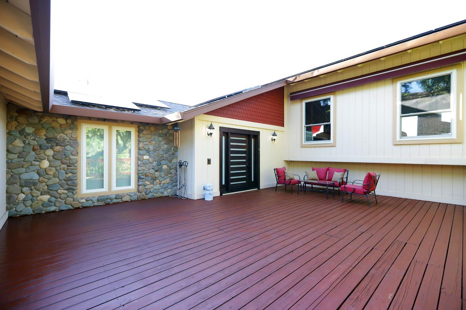 Detail Gallery Image 1 of 61 For 3476 Airport Rd, Placerville,  CA 95667 - 4 Beds | 3/1 Baths