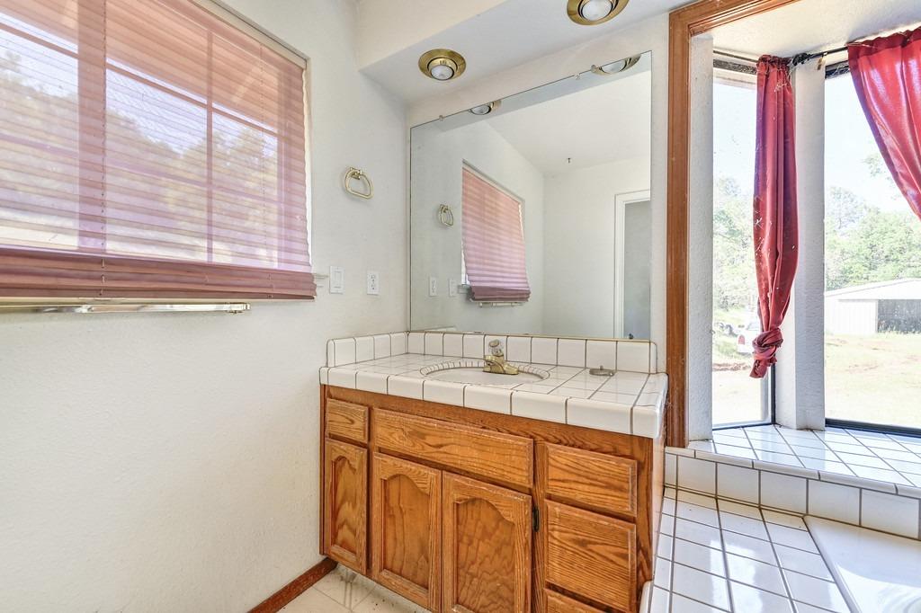 Detail Gallery Image 34 of 54 For 2499 Far Horizon Trl, Pilot Hill,  CA 95664 - 2 Beds | 2 Baths