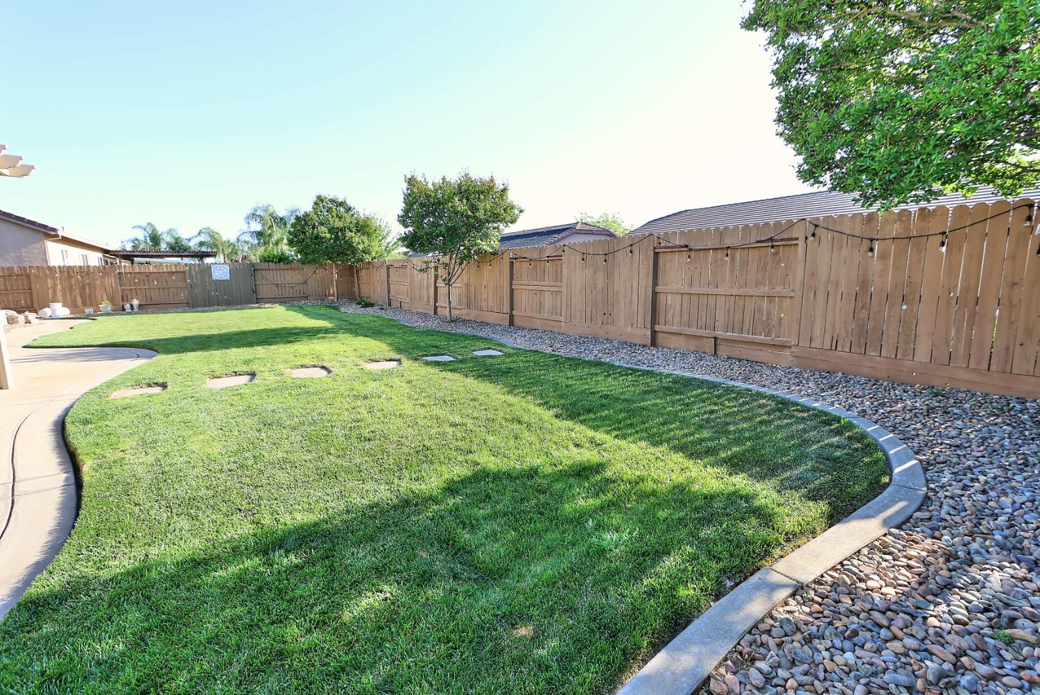 Detail Gallery Image 59 of 69 For 924 Cottrell Way, Galt,  CA 95632 - 5 Beds | 2/1 Baths
