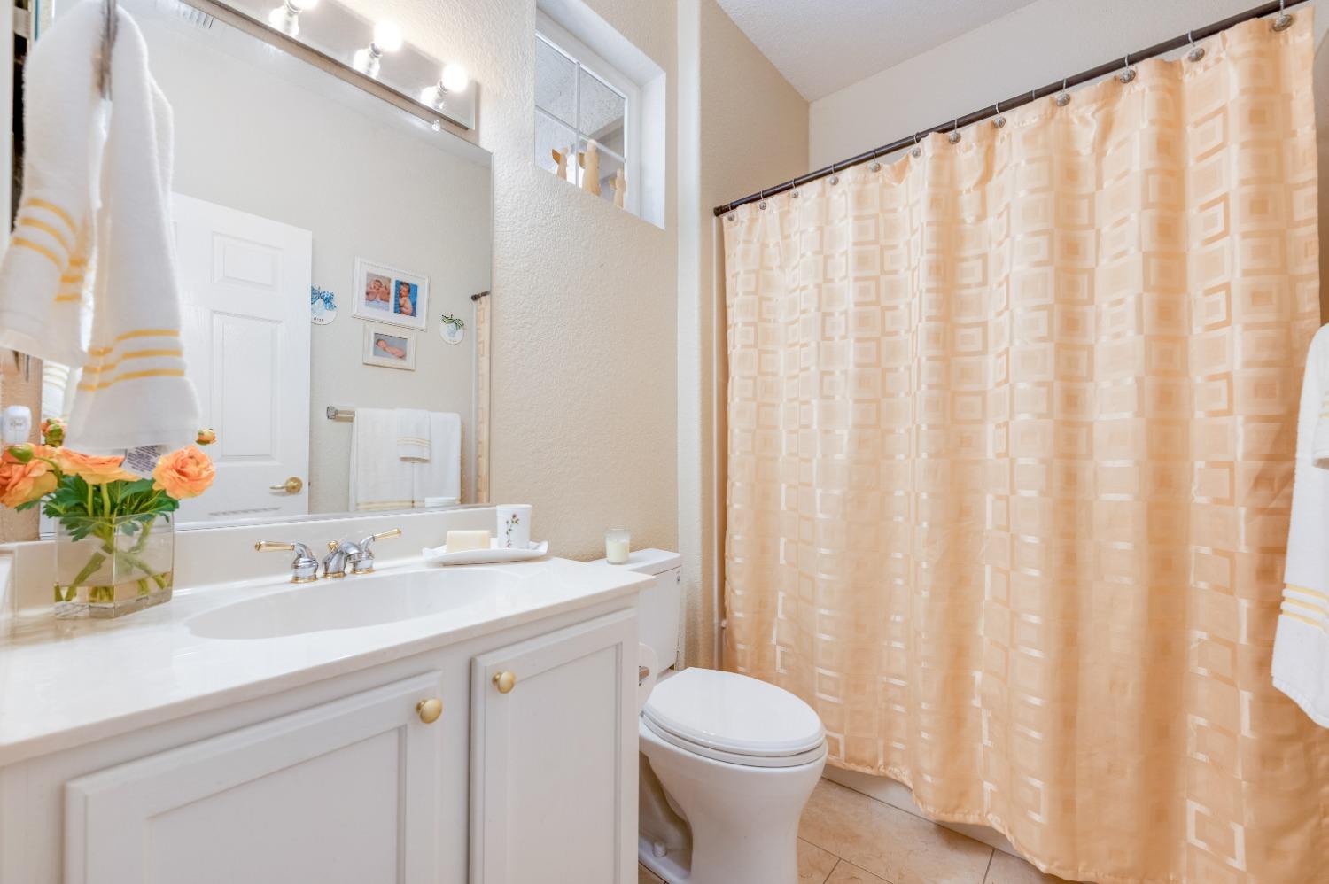 Detail Gallery Image 24 of 42 For 7020 Buggy Whip Ln, Roseville,  CA 95747 - 2 Beds | 2 Baths