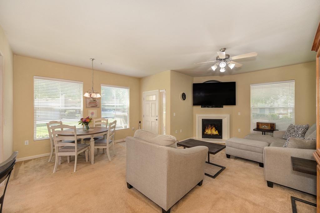 Detail Gallery Image 16 of 62 For 2420 San Marco St #5,  West Sacramento,  CA 95691 - 2 Beds | 2 Baths