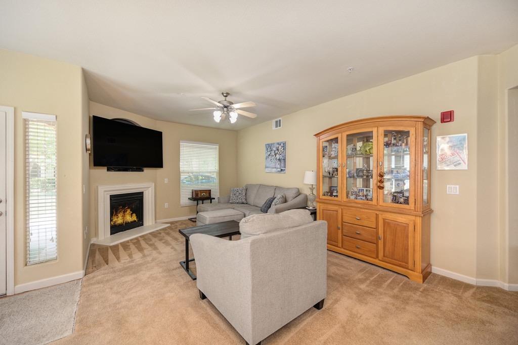 Detail Gallery Image 18 of 62 For 2420 San Marco St #5,  West Sacramento,  CA 95691 - 2 Beds | 2 Baths