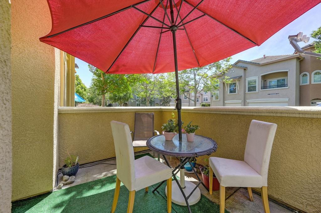 Detail Gallery Image 12 of 62 For 2420 San Marco St #5,  West Sacramento,  CA 95691 - 2 Beds | 2 Baths