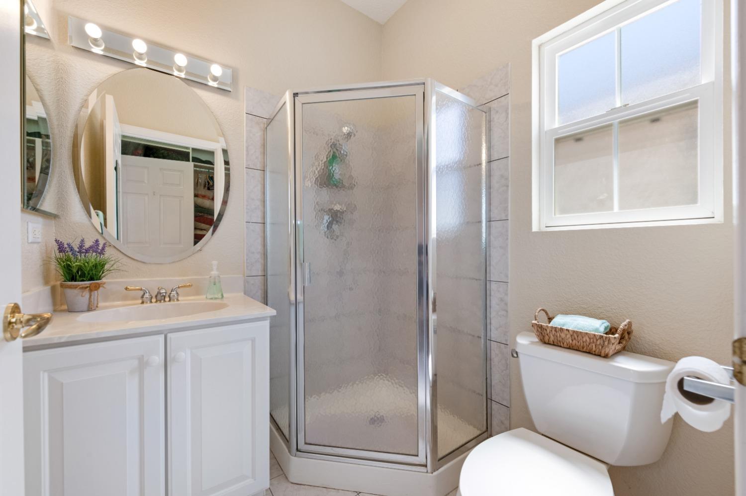 Detail Gallery Image 32 of 42 For 7020 Buggy Whip Ln, Roseville,  CA 95747 - 2 Beds | 2 Baths