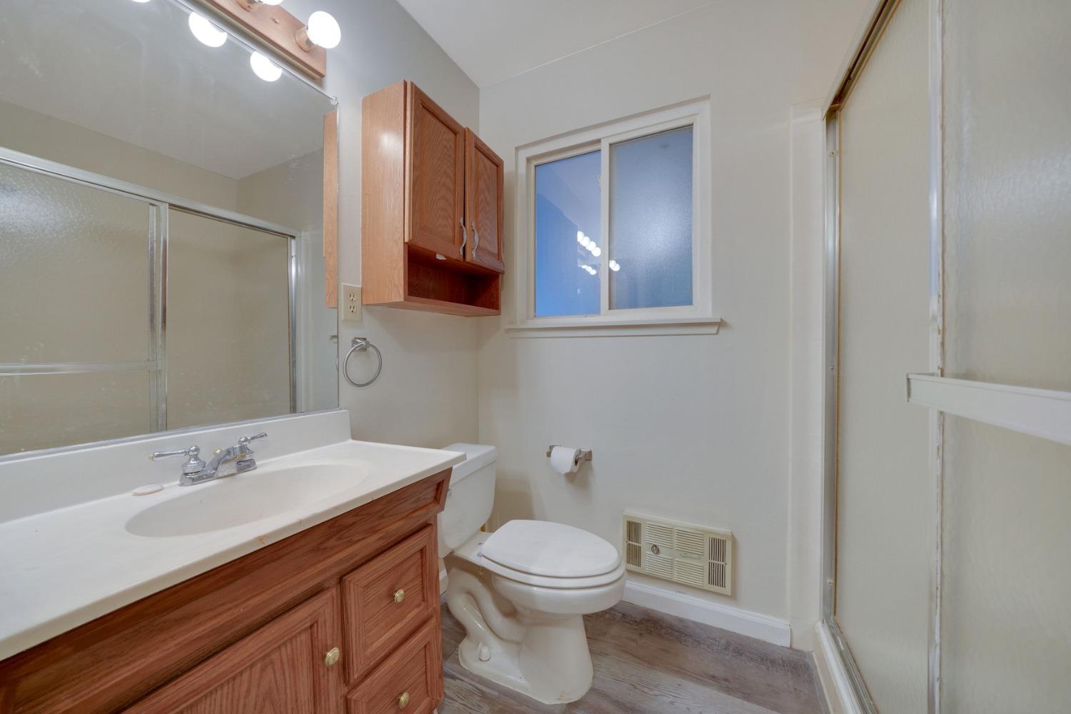 Detail Gallery Image 31 of 61 For 24945 Ridgecrest Dr, Pioneer,  CA 95666 - 2 Beds | 1/1 Baths