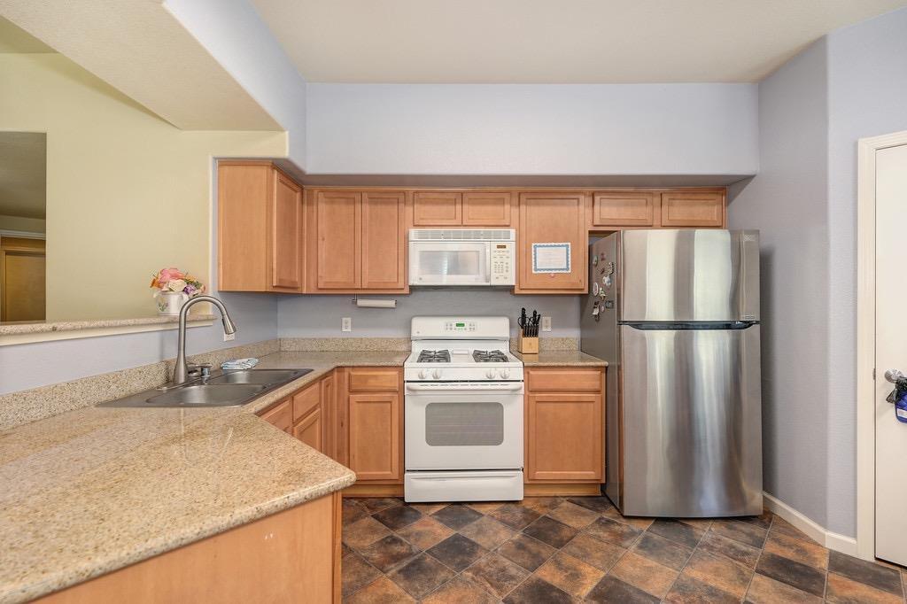 Detail Gallery Image 29 of 62 For 2420 San Marco St #5,  West Sacramento,  CA 95691 - 2 Beds | 2 Baths