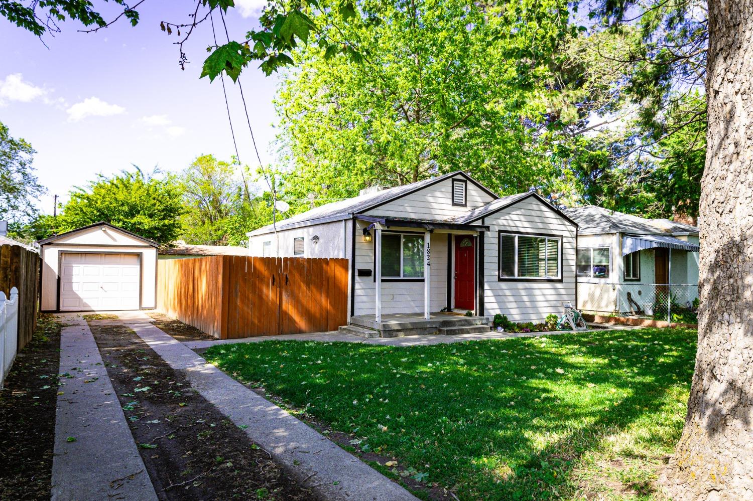 Detail Gallery Image 14 of 14 For 1824 Evergreen Ave, West Sacramento,  CA 95691 - 2 Beds | 1 Baths