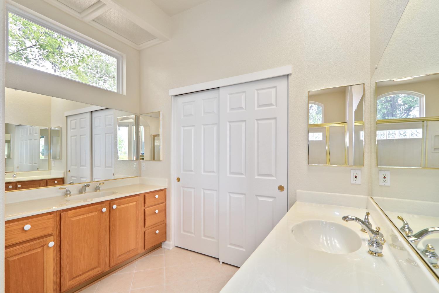 Detail Gallery Image 25 of 45 For 6161 Rose Garden Ln, Roseville,  CA 95747 - 3 Beds | 2 Baths