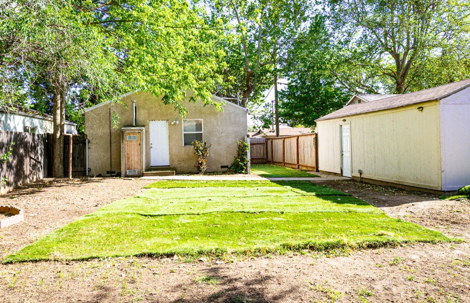 Detail Gallery Image 13 of 14 For 1824 Evergreen Ave, West Sacramento,  CA 95691 - 2 Beds | 1 Baths