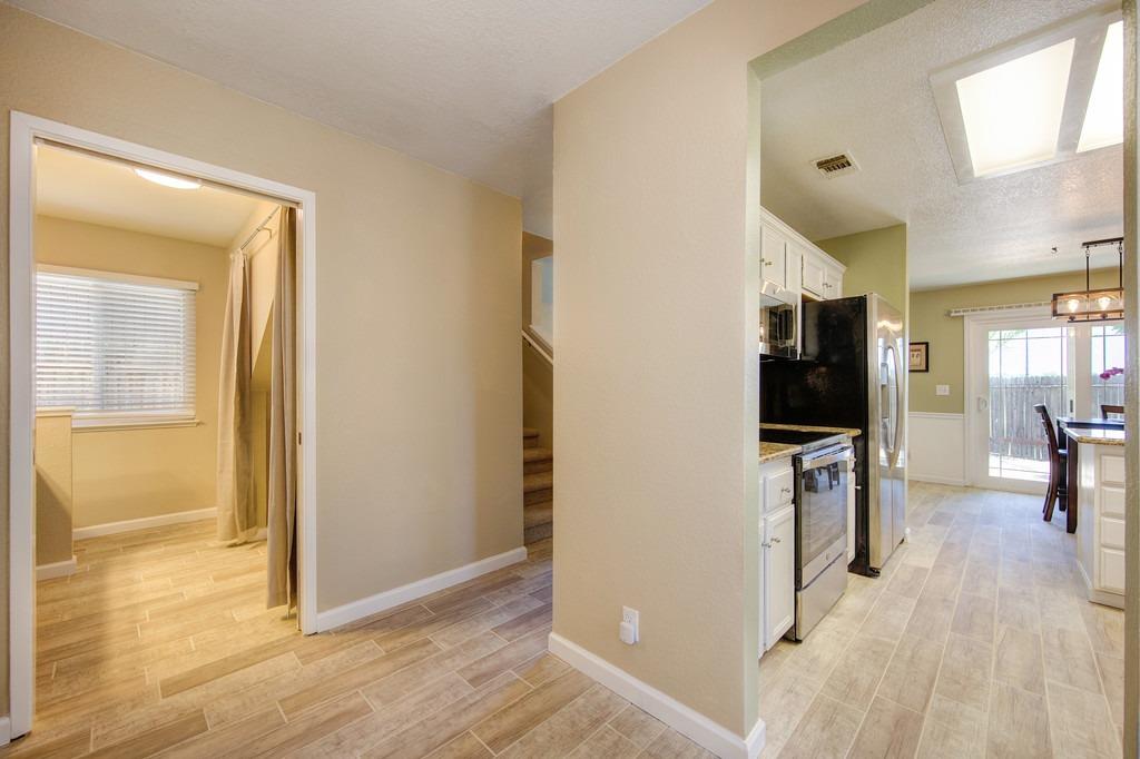 Detail Gallery Image 11 of 38 For 3017 Tri Ln, Cameron Park,  CA 95682 - 3 Beds | 2/1 Baths
