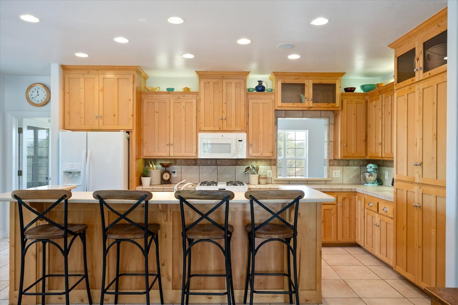 Detail Gallery Image 11 of 63 For 16450 State Hwy 36 W, Red Bluff,  CA 96080 - 3 Beds | 2 Baths
