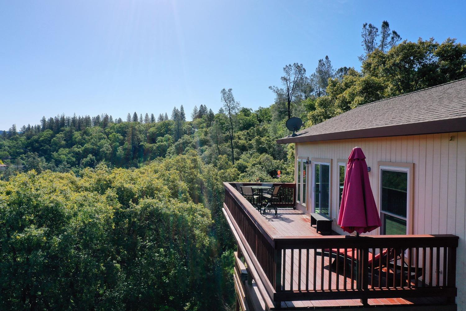 Detail Gallery Image 51 of 57 For 3476 Airport Rd, Placerville,  CA 95667 - 4 Beds | 3/1 Baths