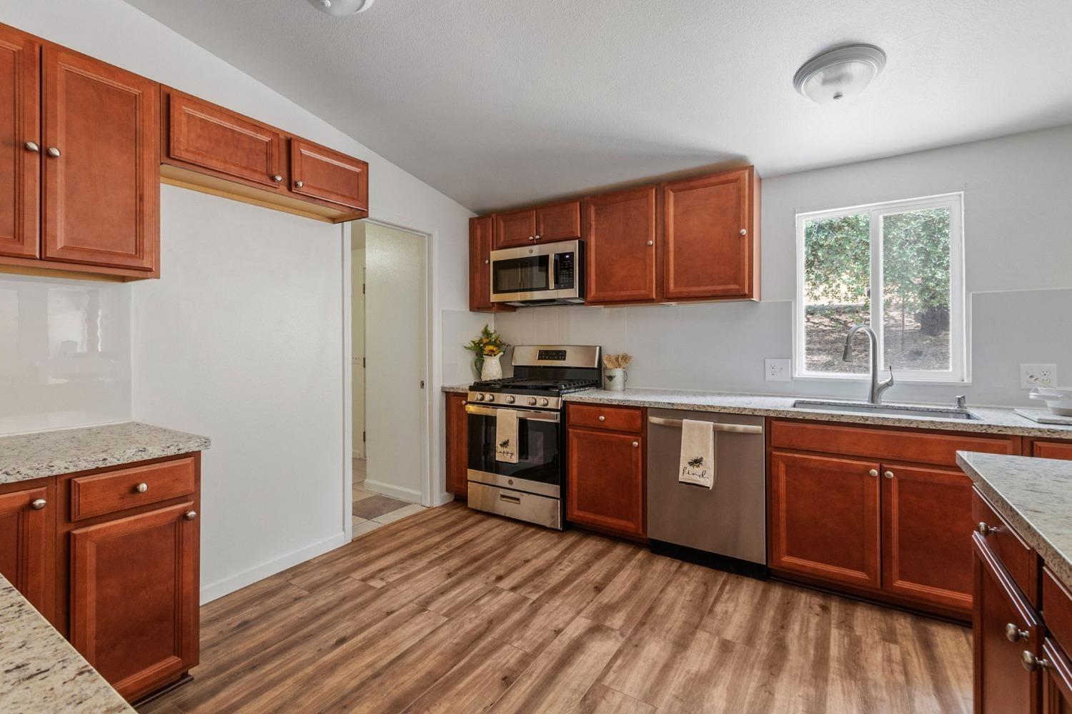 Detail Gallery Image 8 of 27 For 2776 Haskill Ln #24,  Angels Camp,  CA 95222 - 4 Beds | 2 Baths