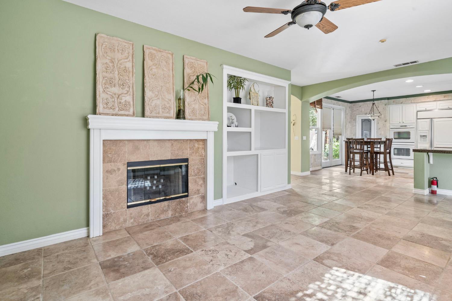 Detail Gallery Image 17 of 59 For 957 Harbor Ct, Tracy,  CA 95304 - 4 Beds | 2/1 Baths