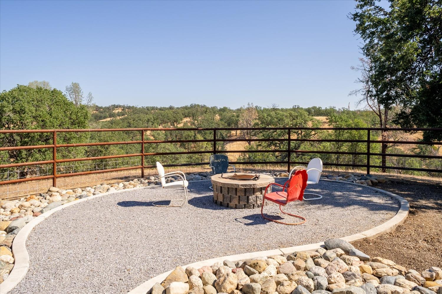 Detail Gallery Image 40 of 63 For 16450 State Hwy 36 W, Red Bluff,  CA 96080 - 3 Beds | 2 Baths