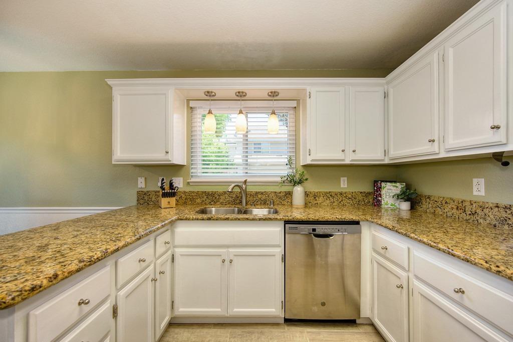 Detail Gallery Image 16 of 38 For 3017 Tri Ln, Cameron Park,  CA 95682 - 3 Beds | 2/1 Baths