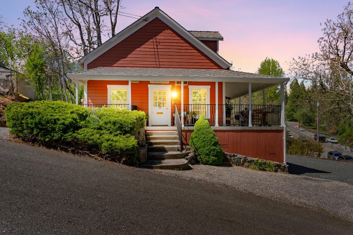 Detail Gallery Image 26 of 26 For 107 Court St, Nevada City,  CA 95959 - 4 Beds | 3 Baths