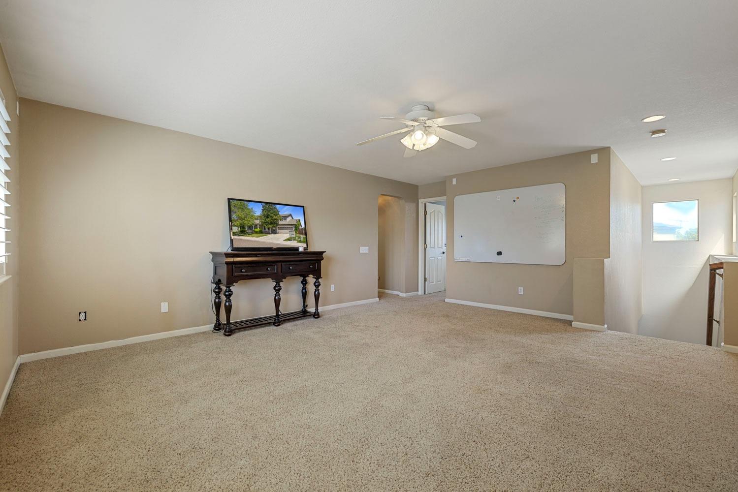 Detail Gallery Image 35 of 44 For 5614 Chancellor Way, Riverbank,  CA 95367 - 5 Beds | 2/1 Baths