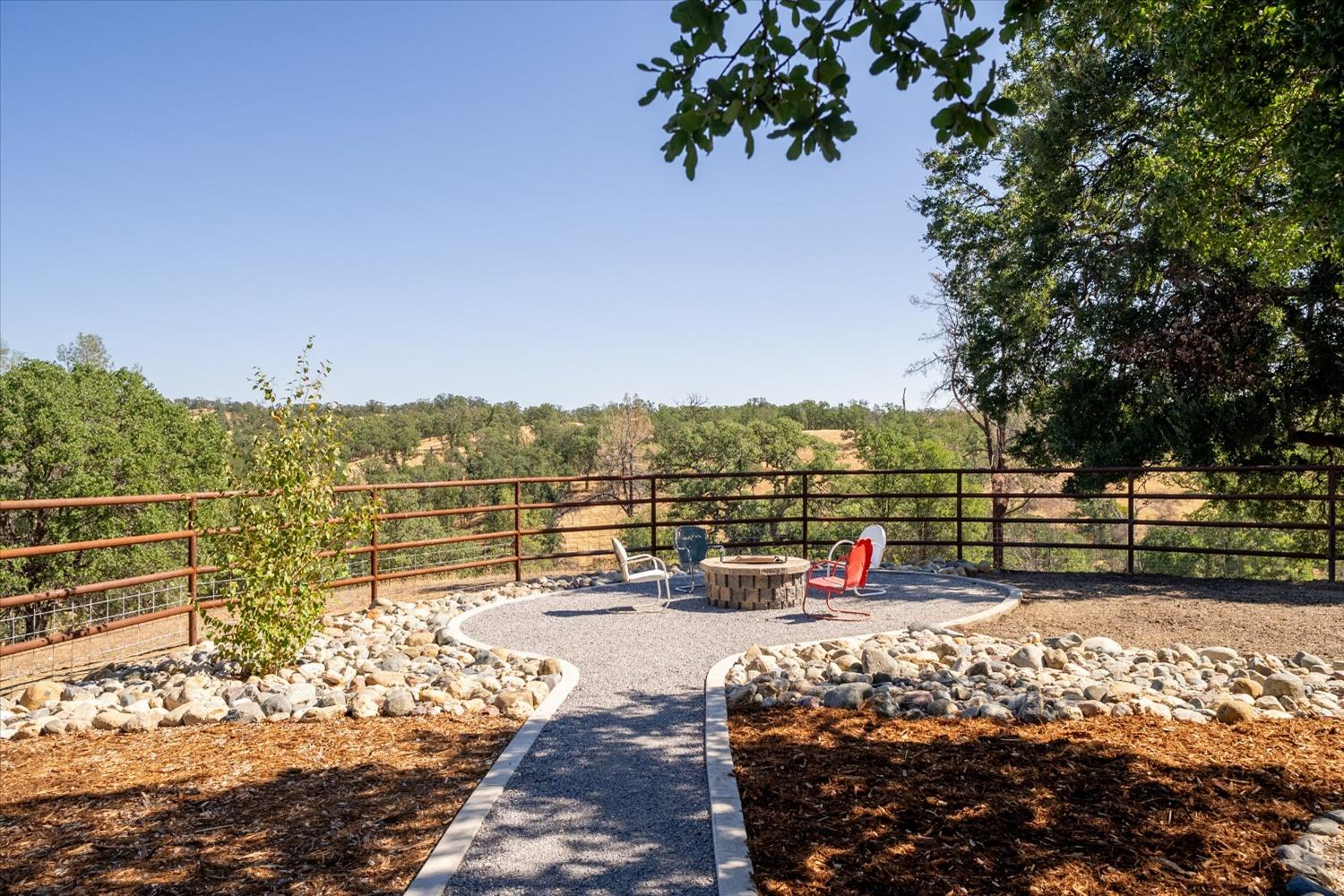 Detail Gallery Image 39 of 63 For 16450 State Hwy 36 W, Red Bluff,  CA 96080 - 3 Beds | 2 Baths
