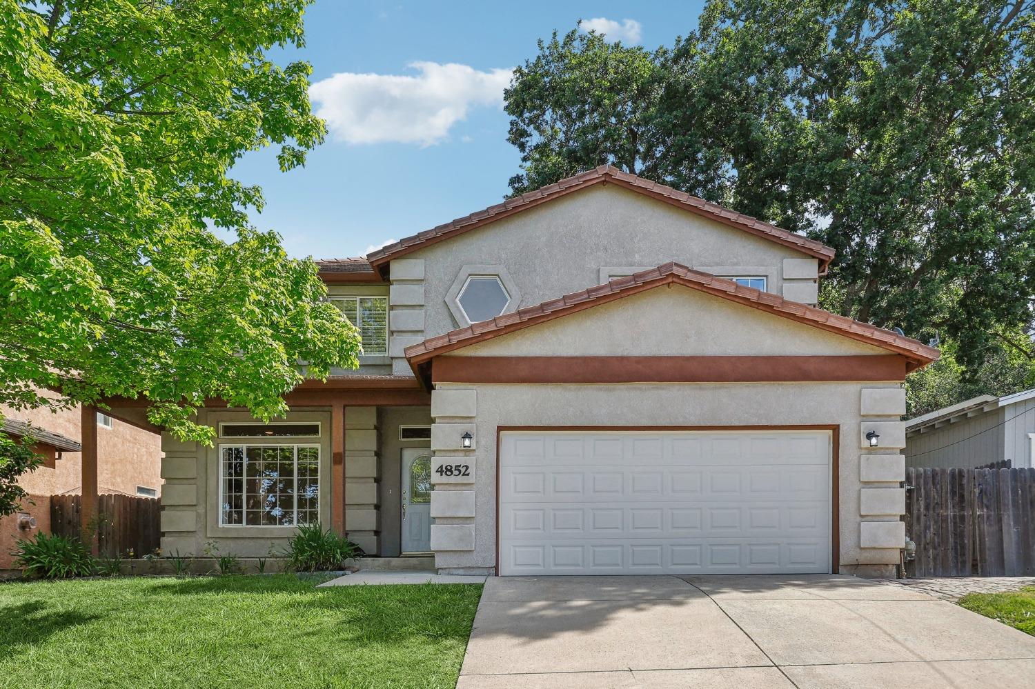 Detail Gallery Image 1 of 1 For 4852 Livoti, Fair Oaks,  CA 95628 - 4 Beds | 2/1 Baths