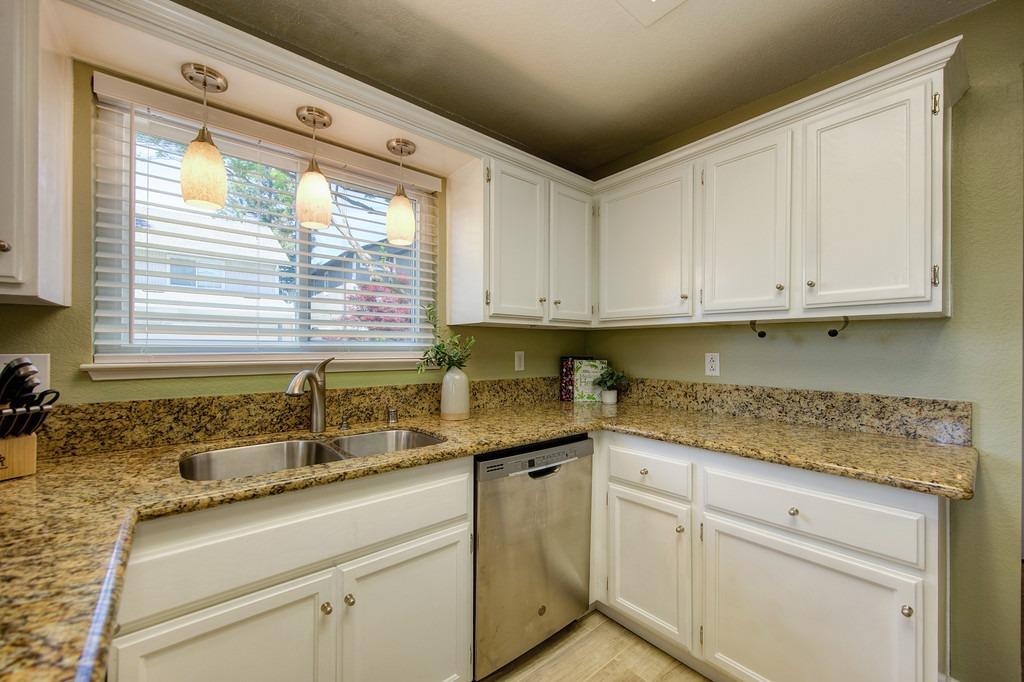Detail Gallery Image 15 of 38 For 3017 Tri Ln, Cameron Park,  CA 95682 - 3 Beds | 2/1 Baths