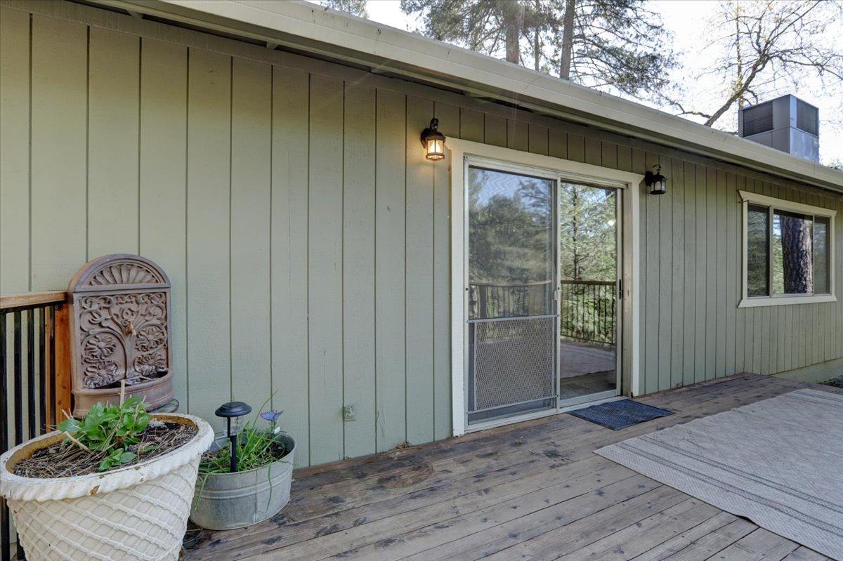 Detail Gallery Image 29 of 78 For 12001 Pine Cone Cir, Grass Valley,  CA 95945 - 3 Beds | 2 Baths