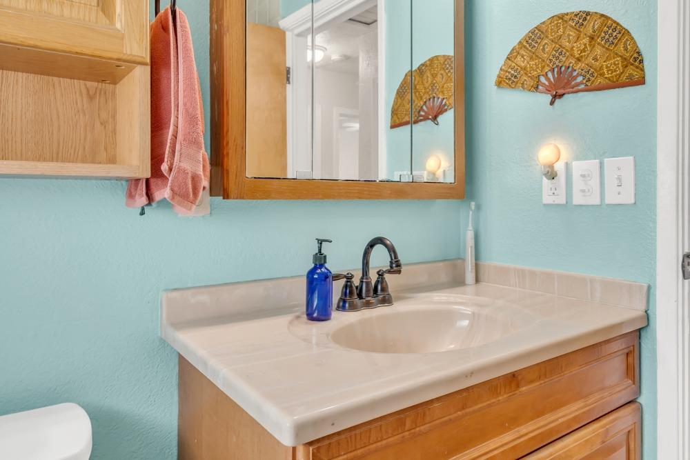 Detail Gallery Image 20 of 42 For 4700 Attawa Ave, Sacramento,  CA 95822 - 4 Beds | 1/1 Baths