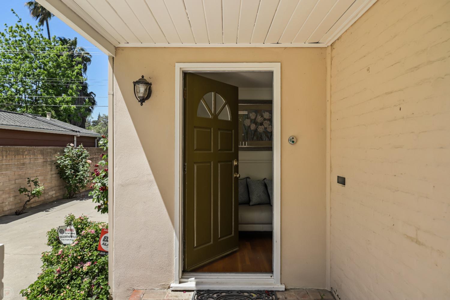 Detail Gallery Image 10 of 35 For 1009 Magnolia Ave, Modesto,  CA 95350 - 4 Beds | 2 Baths